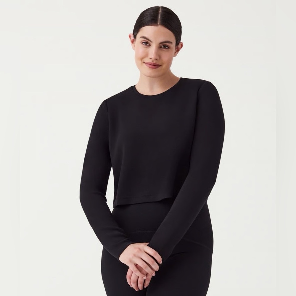 SPANX Air Essentials Cropped Long Sleeve Top